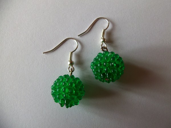 Boucles d'oreilles graine de fruits vert sapin