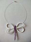 Collier libellule violette